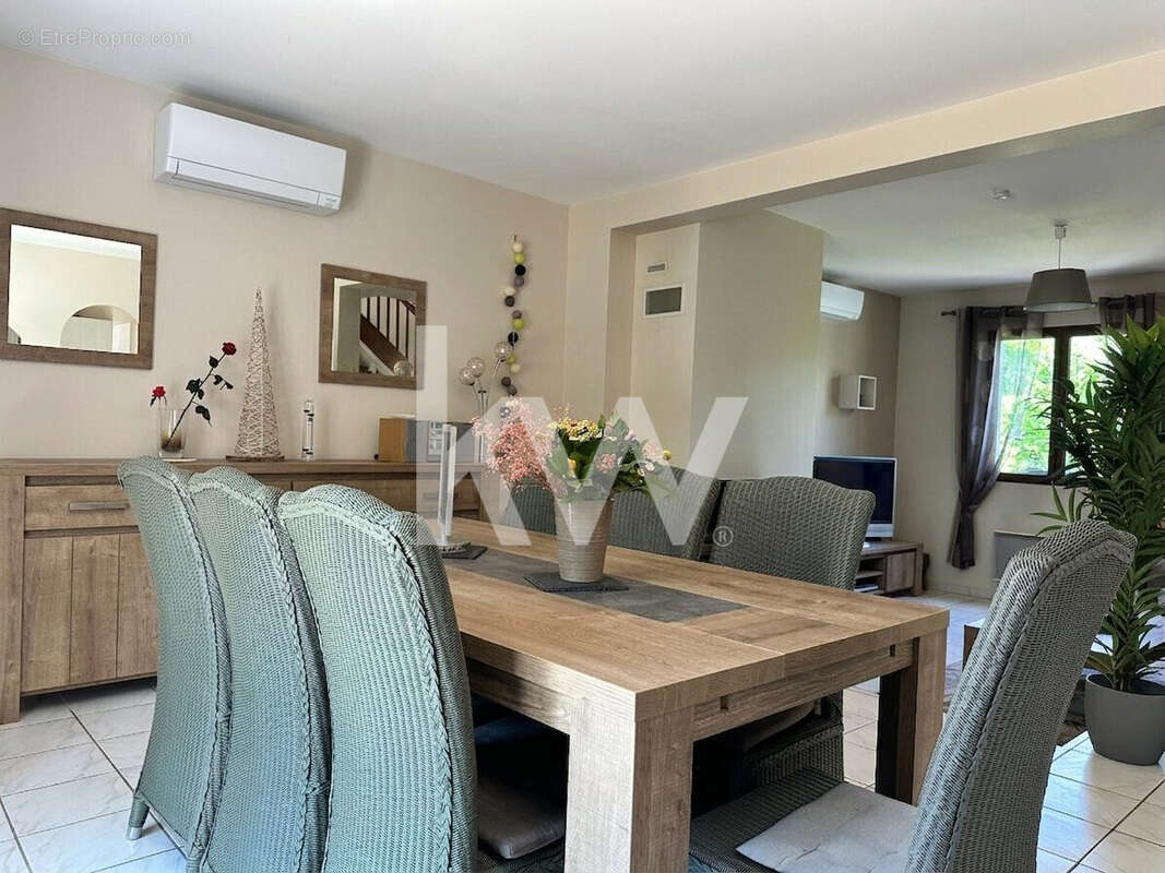 Maison 170 m² à Saint-Jean-De-Braye  - photo 4