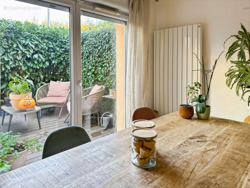 Maison à PREVESSIN-MOENS