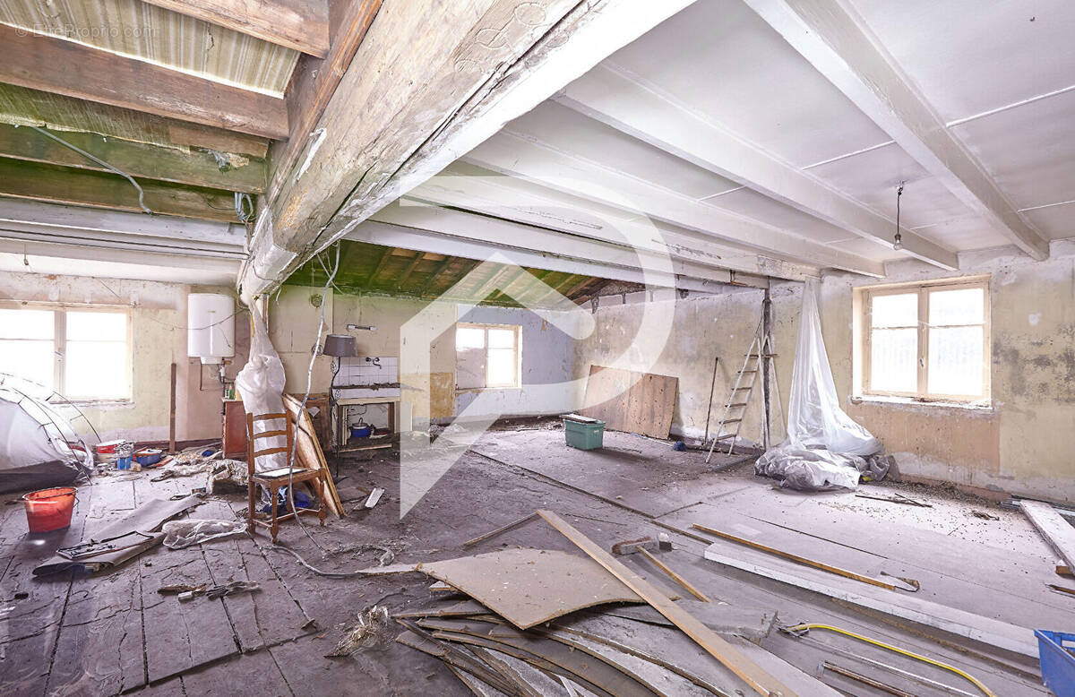 Appartement à SAIN-BEL