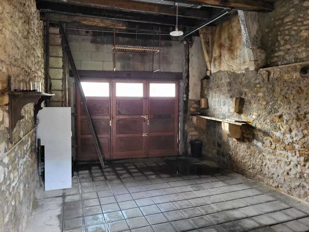 Projet de rénovation de trois chambres à une courte distance de la place de Saint Savin - photo 14
