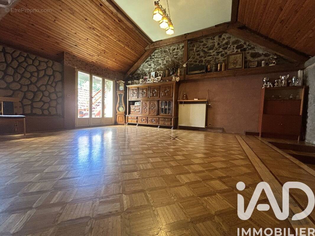 Photo 1 - Maison à RUSS