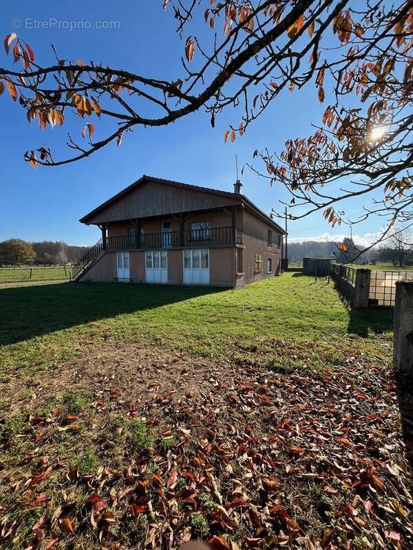Maison à LUXEUIL-LES-BAINS