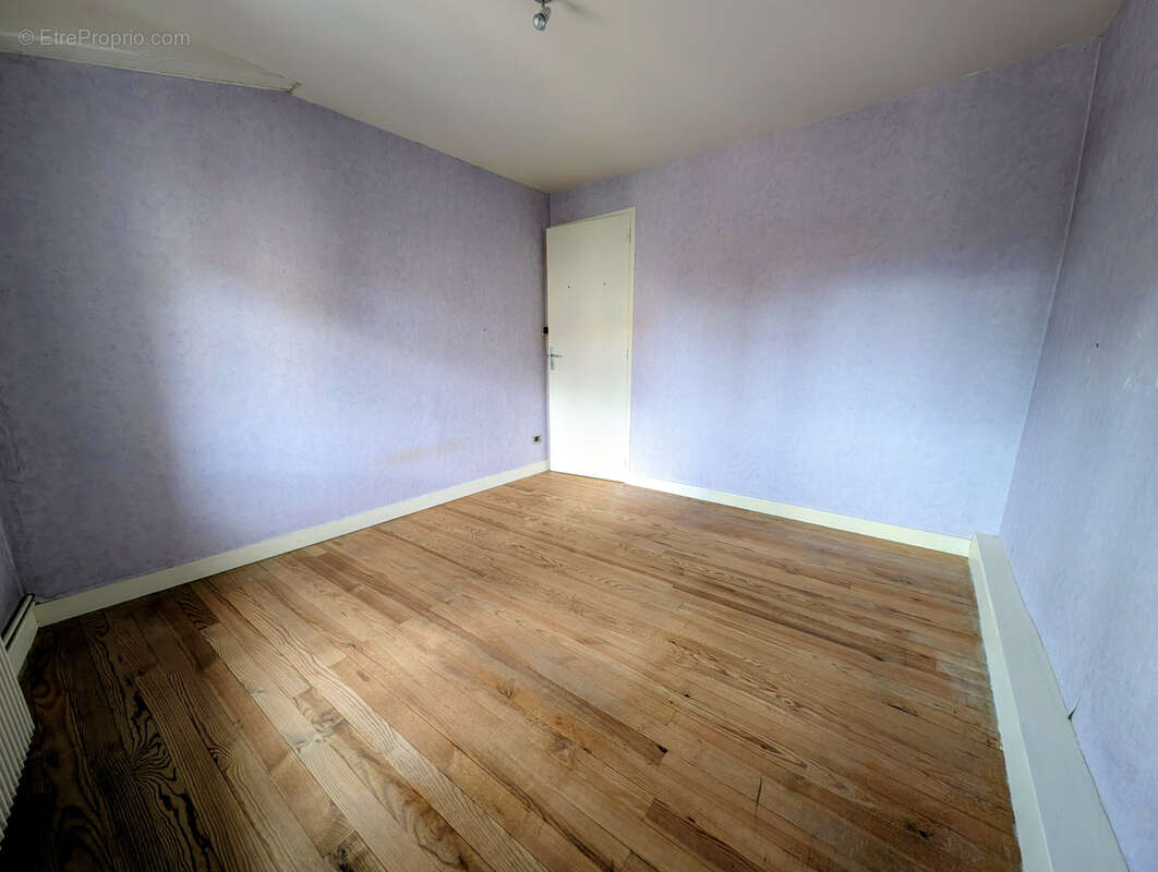 Maison à PONT-DU-CHATEAU