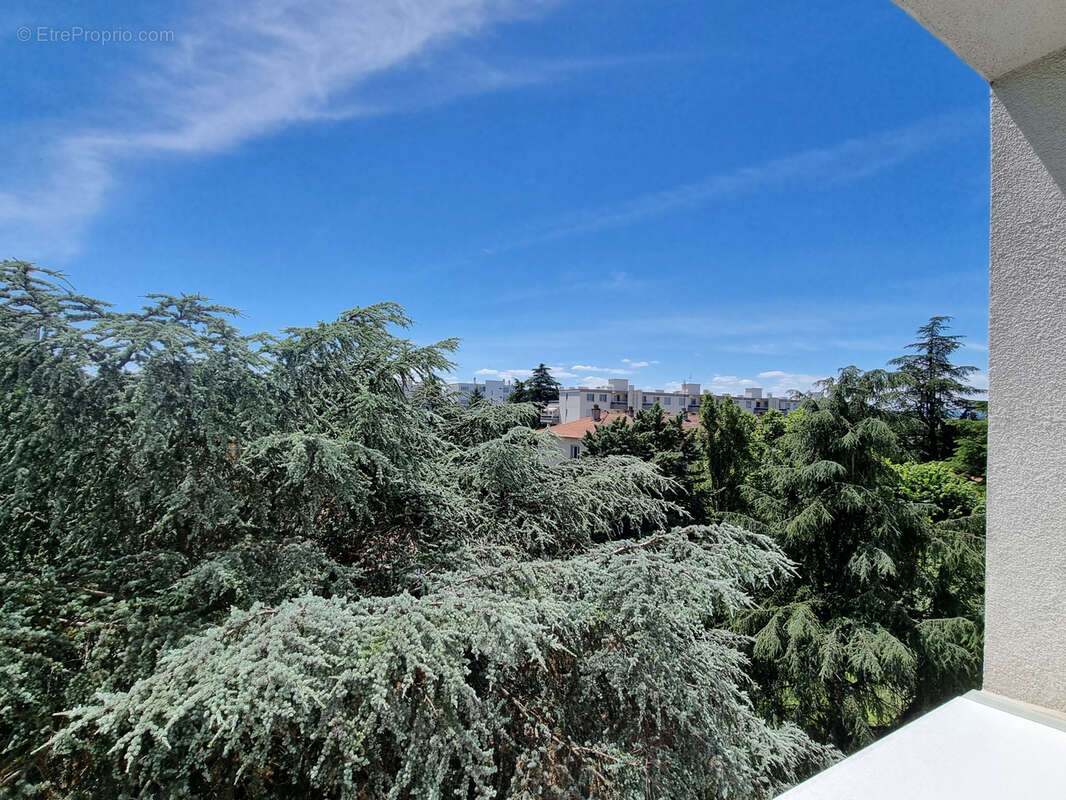 Appartement à CALUIRE-ET-CUIRE