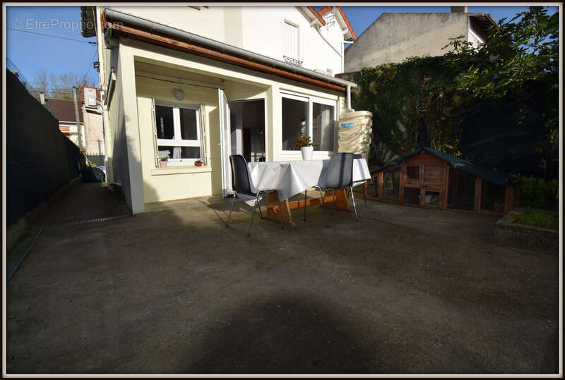 Maison à AULNAY-SOUS-BOIS