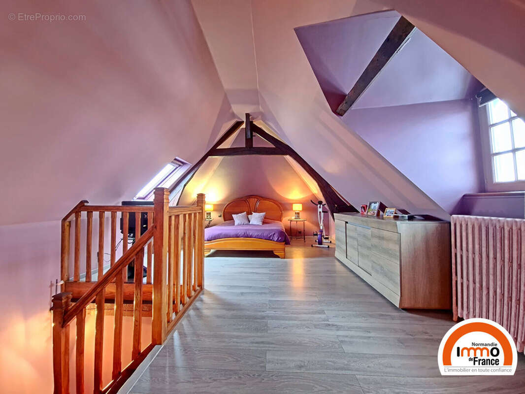 Maison à SAINT-JEAN-DU-CARDONNAY