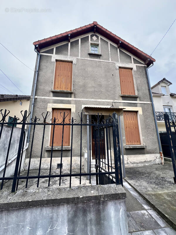 Maison à LE BLANC-MESNIL