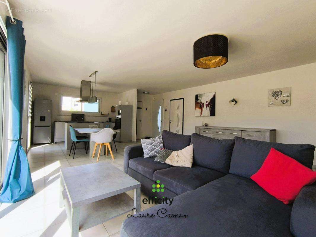 Maison 84 m² à Sainte-Foy  - photo 5