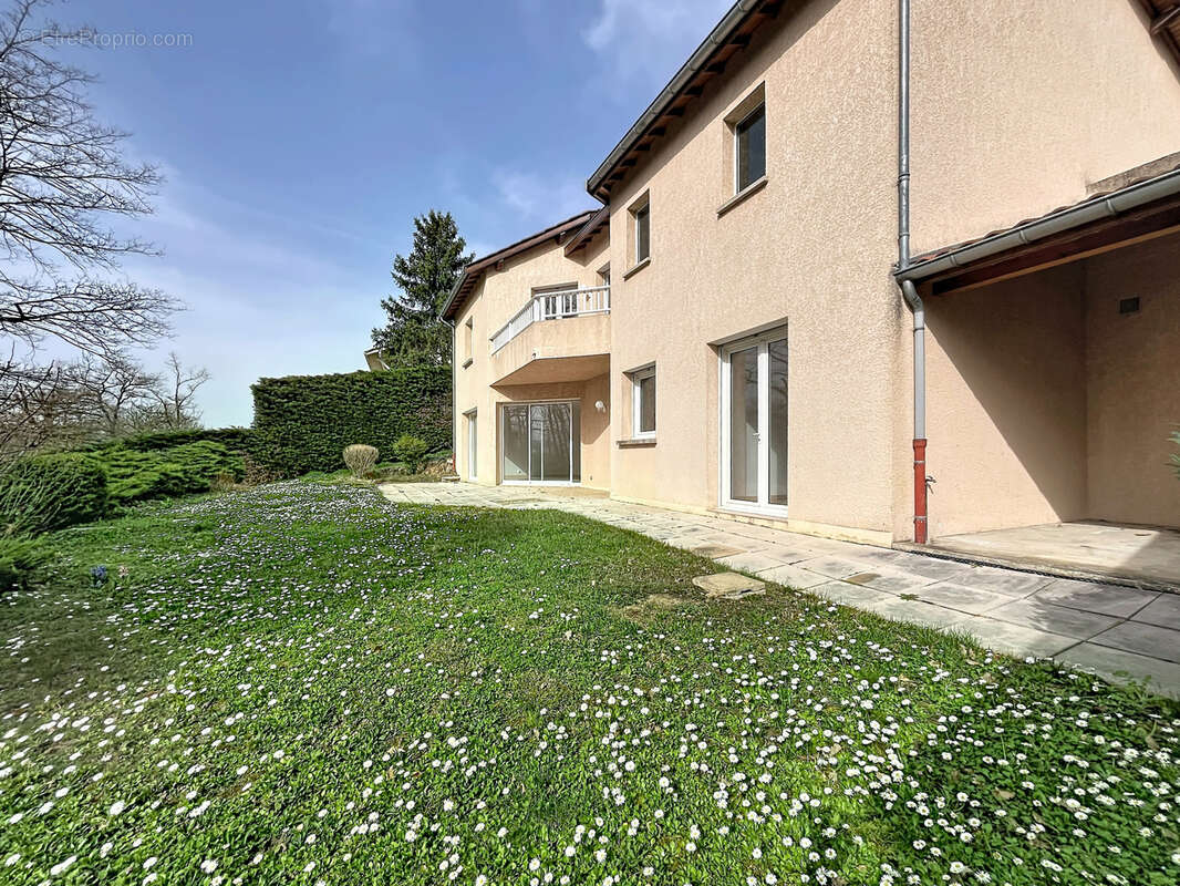 Maison à FRANCHEVILLE