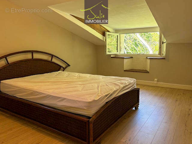 Maison à MONCOUTANT