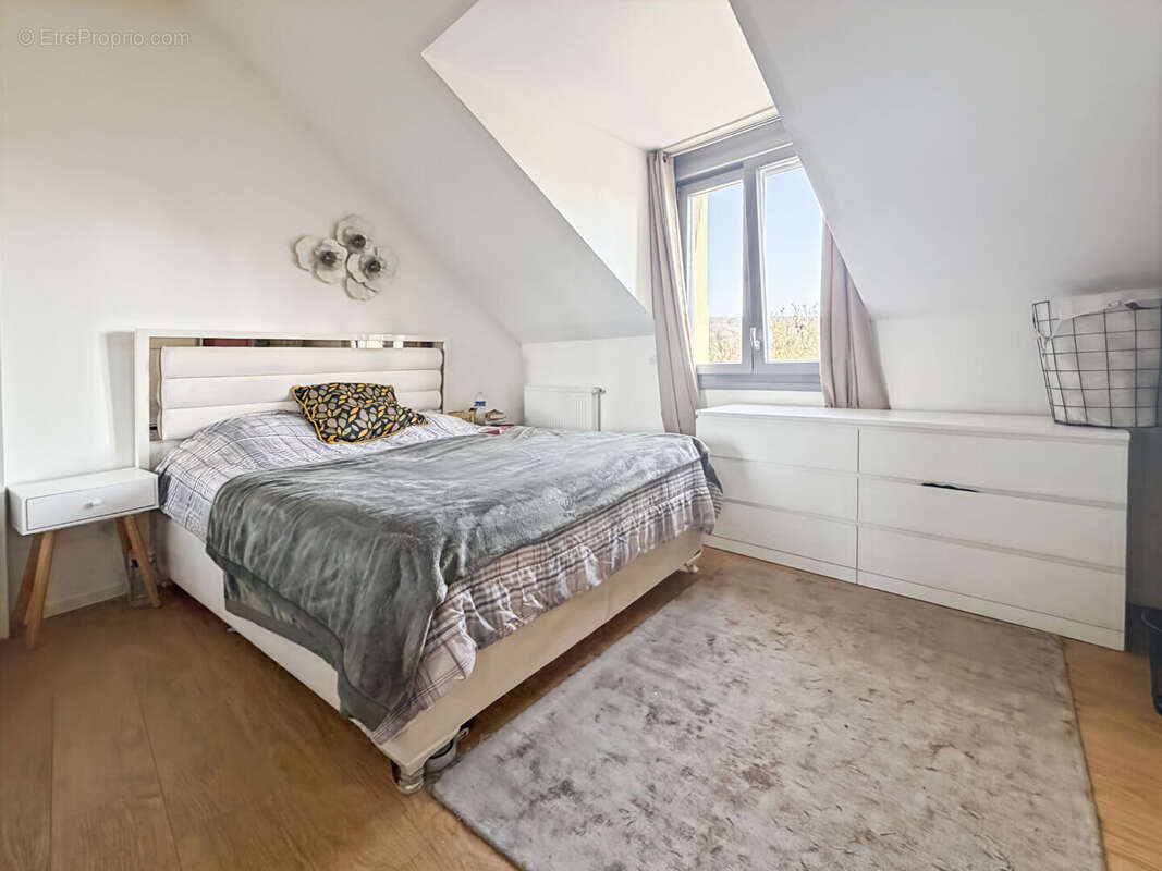Appartement à GIF-SUR-YVETTE