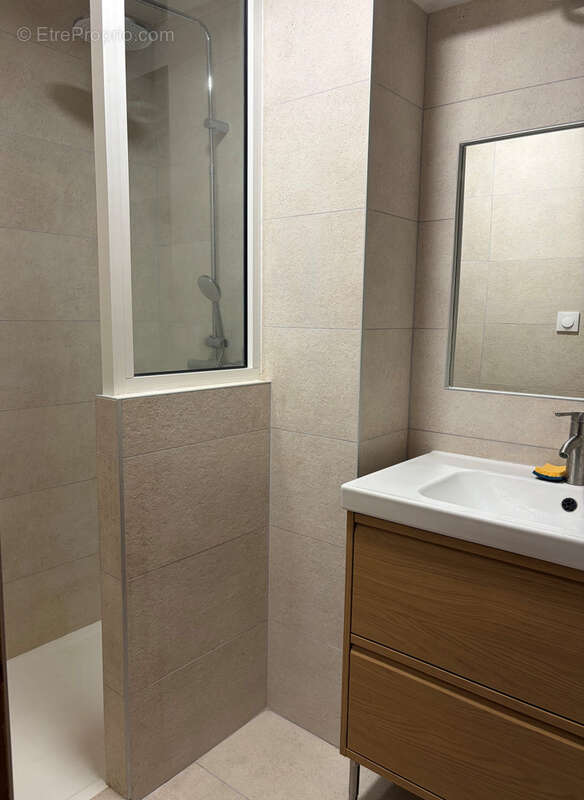 Appartement à PIERREFEU-DU-VAR