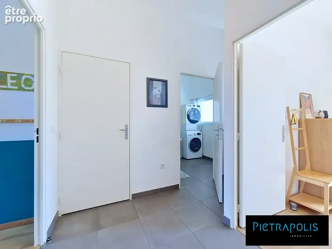 Appartement 103 m² à Decines-Charpieu  - photo 7