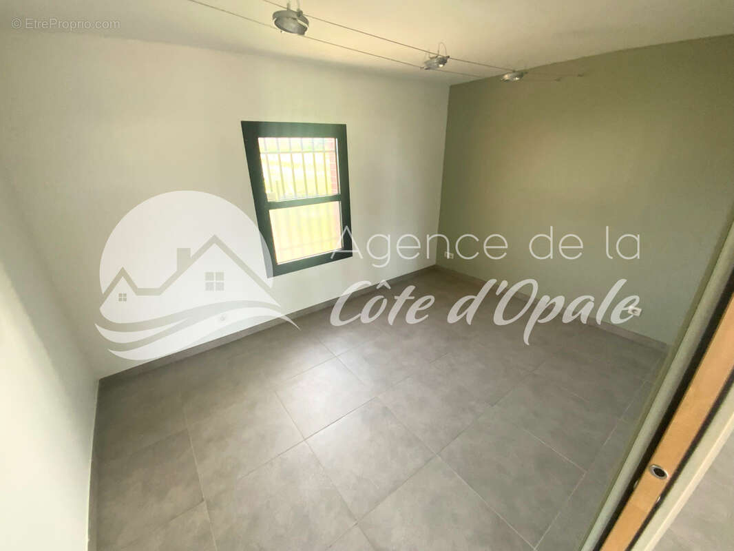 Appartement à MERIGNIES