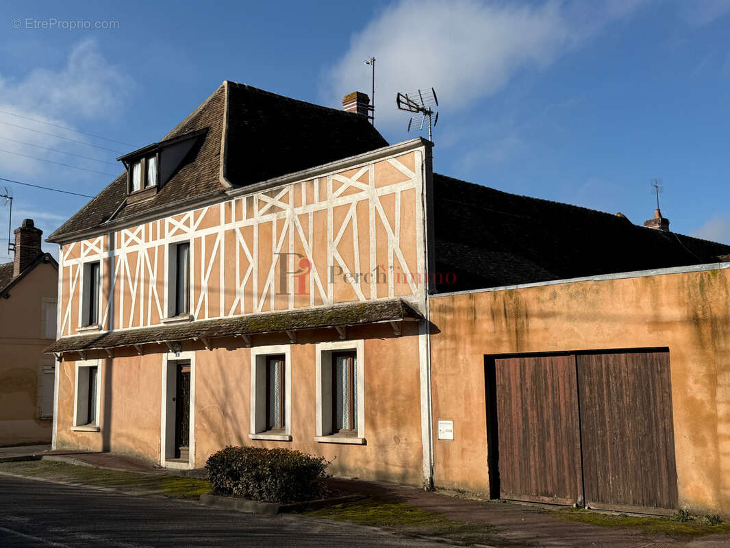 Maison à REMALARD