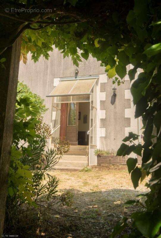 Maison à CIVRAY