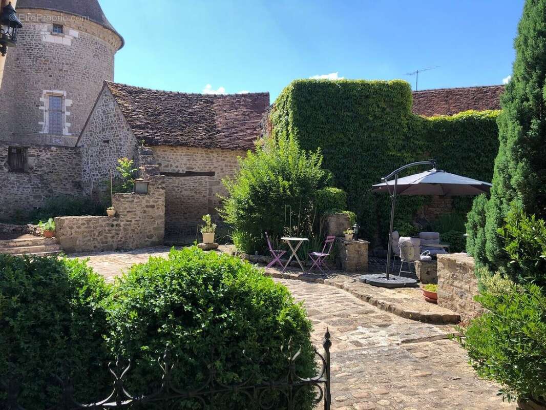 Autre à BEAUNE