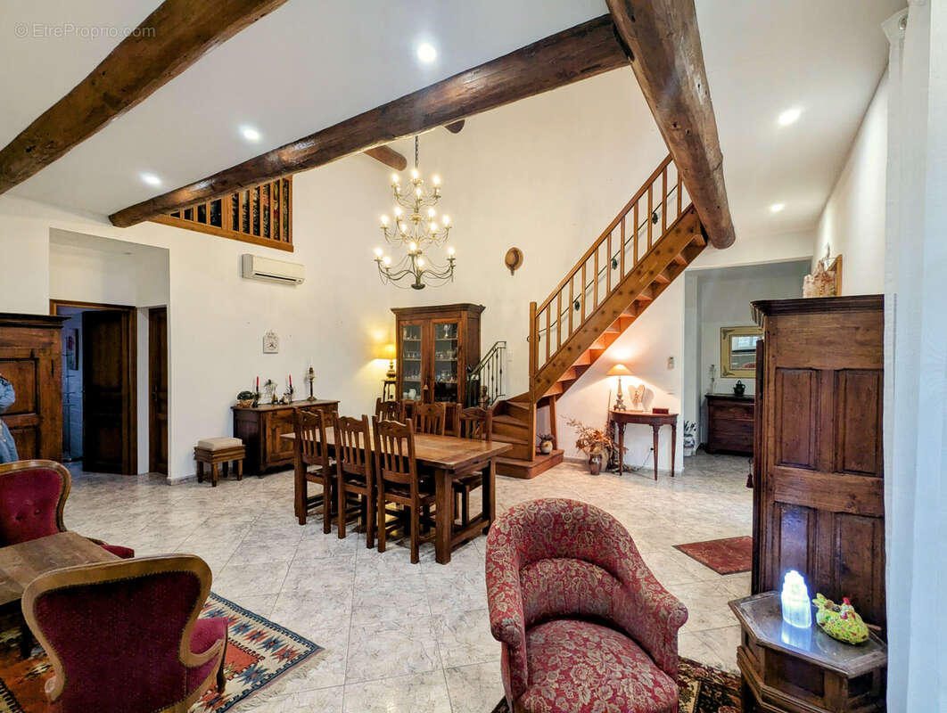 Maison à ESPONDEILHAN