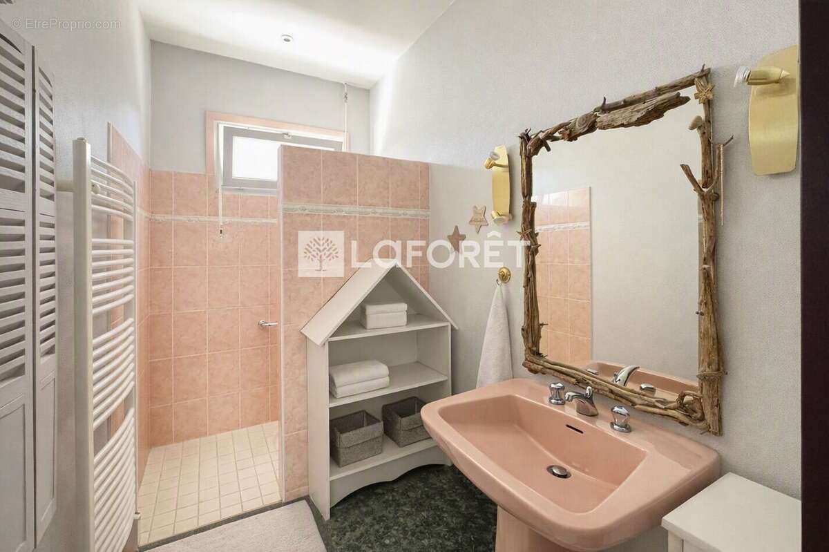 Maison La Tremblade 5 pièce(s) 120 m2 - photo 5