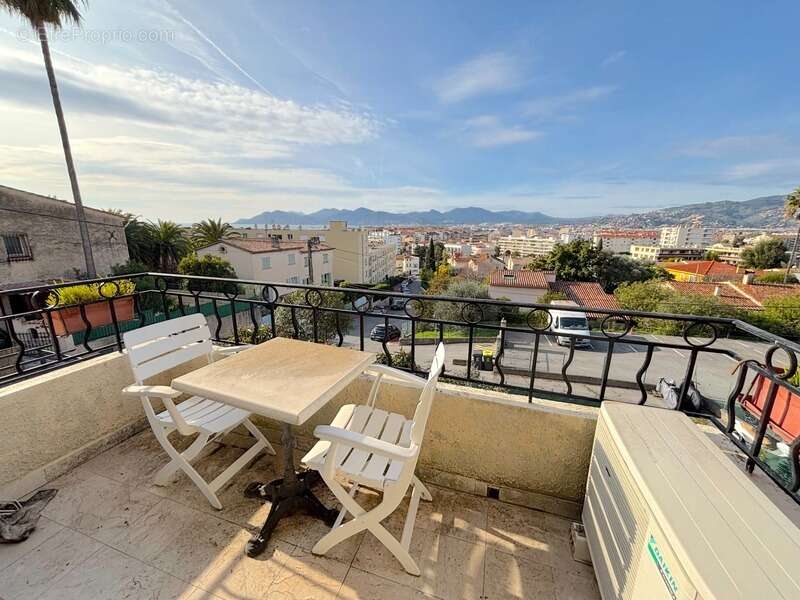 Appartement à vendre 5 pièces CANNES (06) - photo 3
