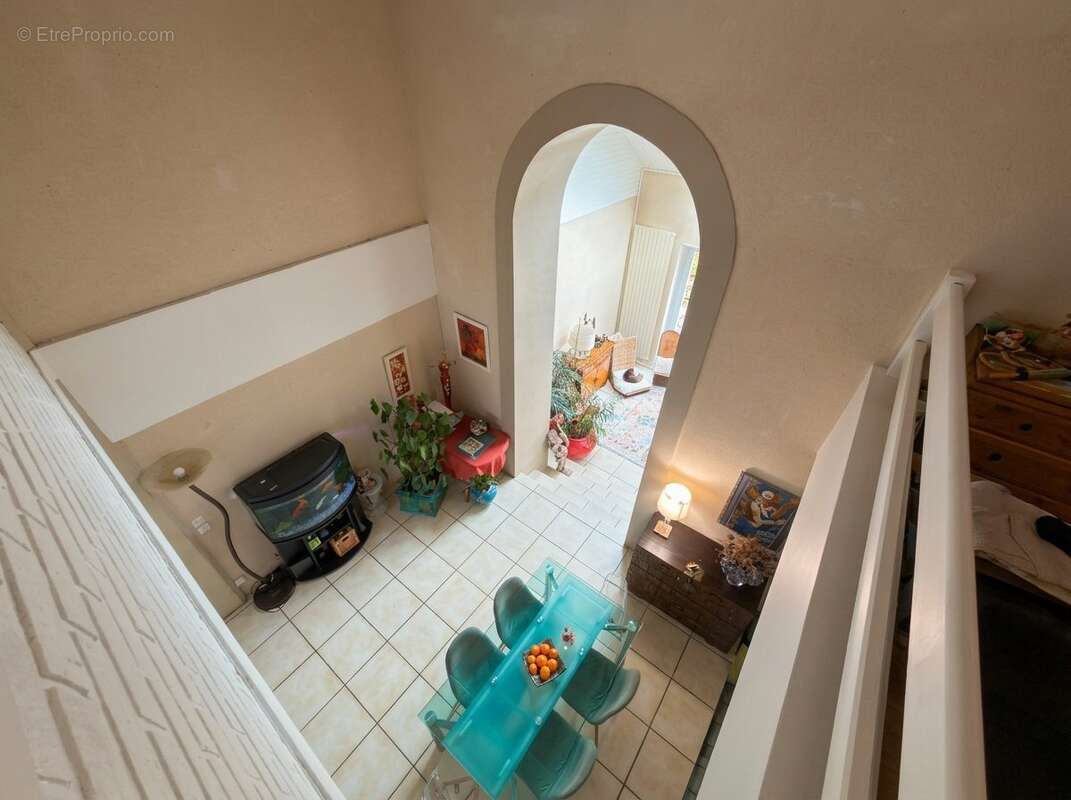 Maison à FEUCHEROLLES