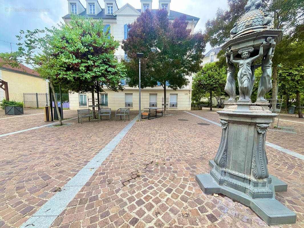 Appartement à HOUILLES