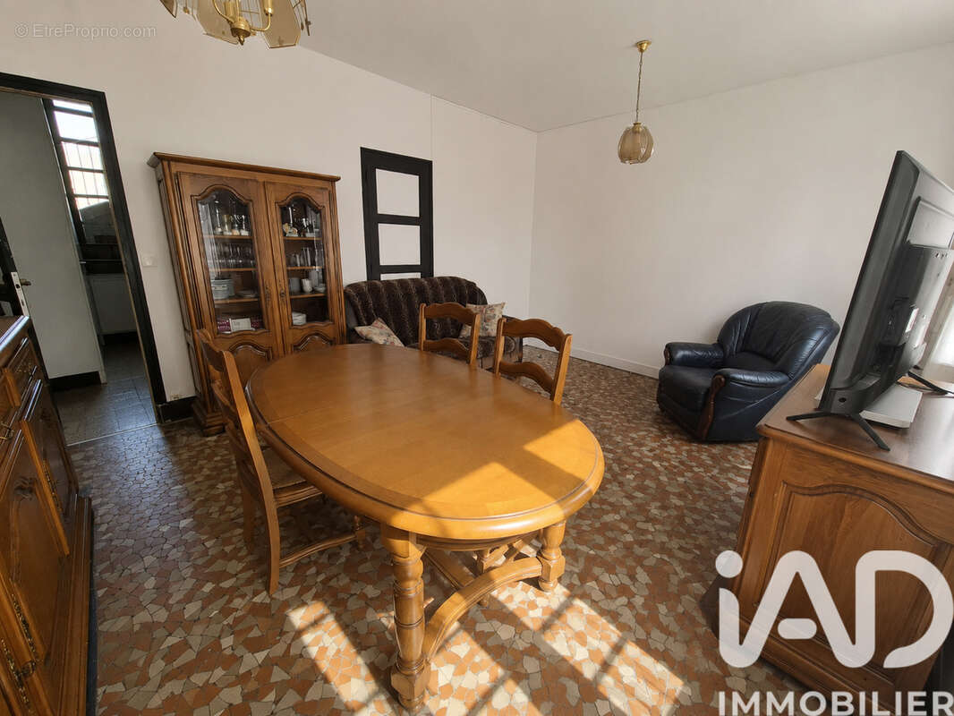 Maison 140 m² à Flers  - photo 7