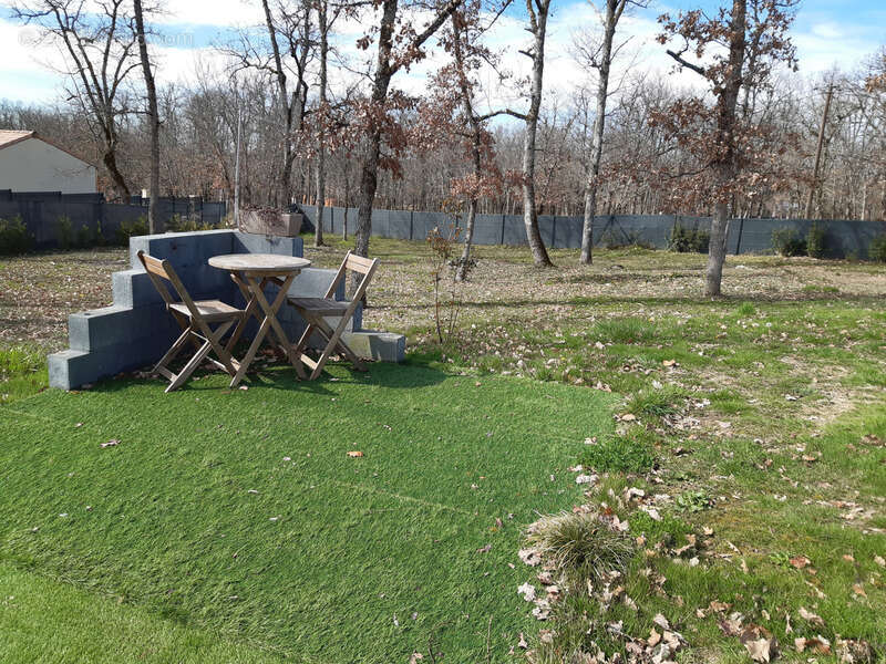 Maison à MONTDOUMERC