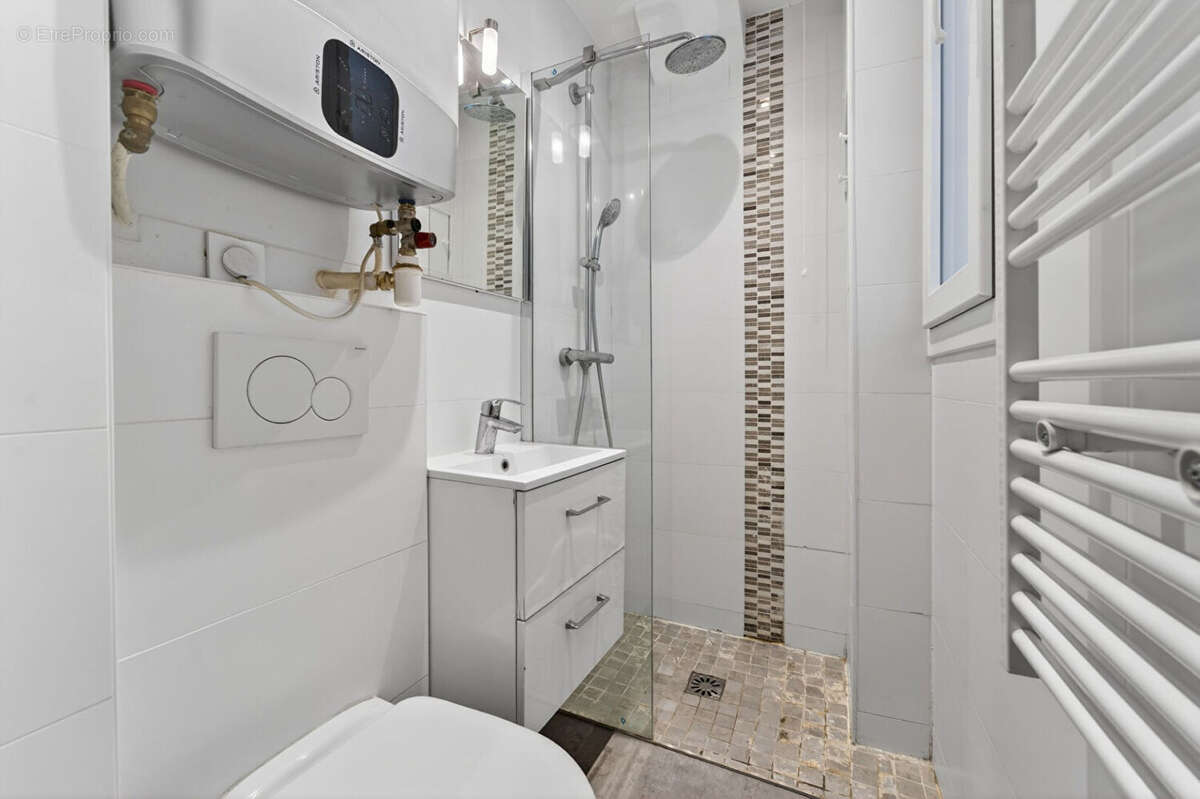 Appartement à PARIS-19E