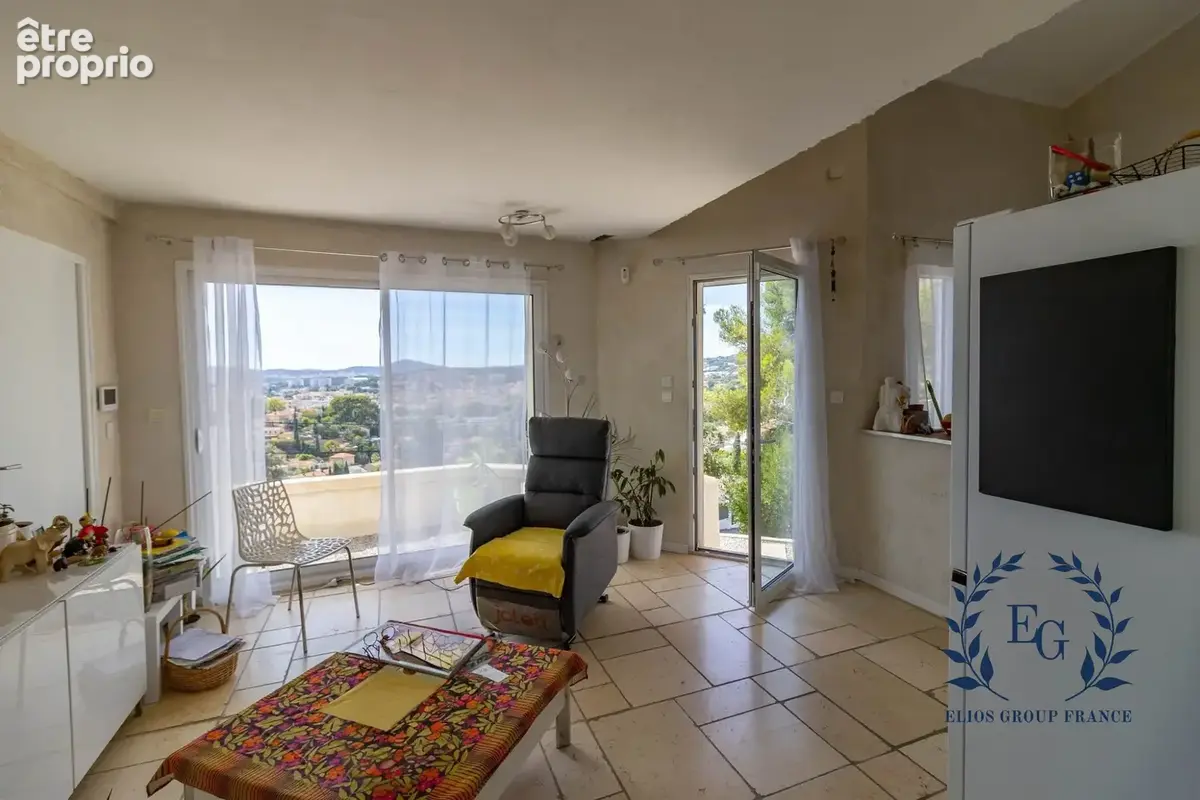 Maison 160 m² à Toulon  - photo 7