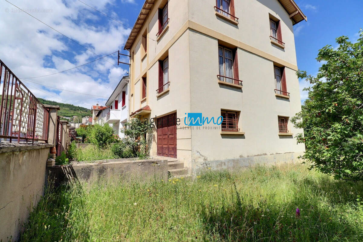 Maison à CLERMONT-FERRAND