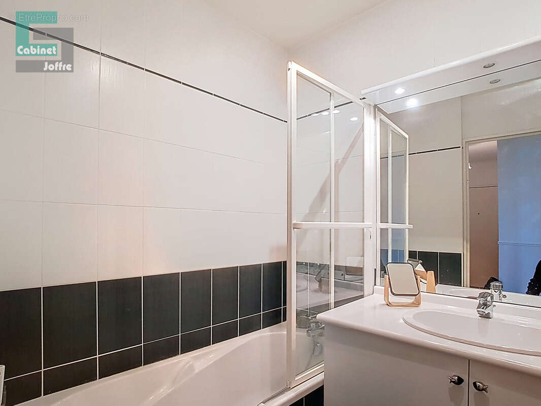 Appartement à FONTAINEBLEAU