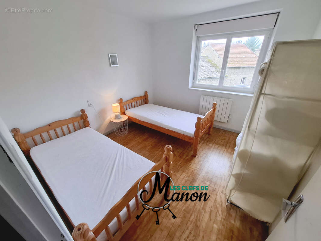 Maison à SAINT-LEGER-LA-MONTAGNE