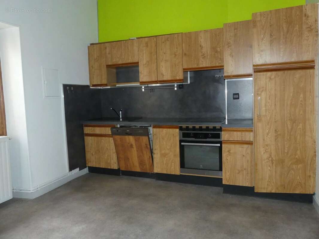 Appartement à TOULON-SUR-ARROUX