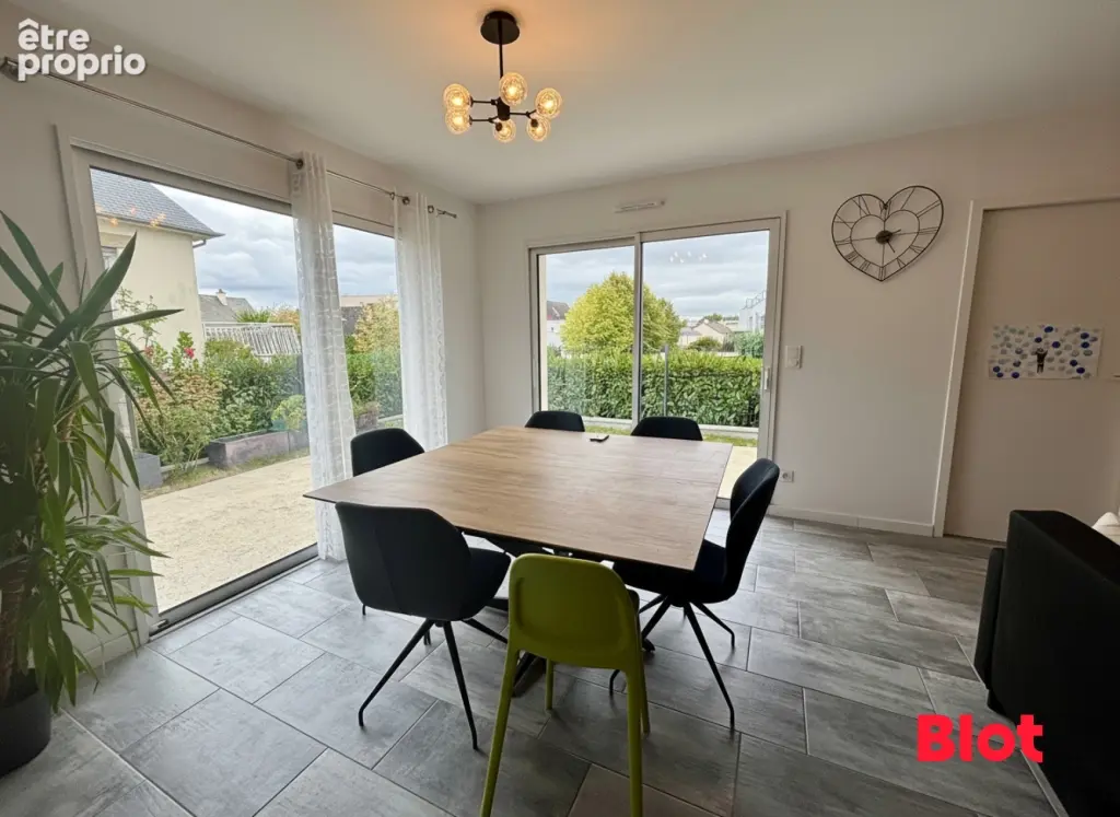Maison 5 pièces 101 m² à vendre à Chartres-De-Bretagne (35131) - photo 5