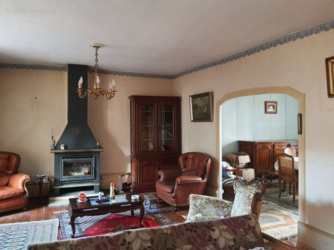 Appartement à SAINT-GERMAIN-LAVAL