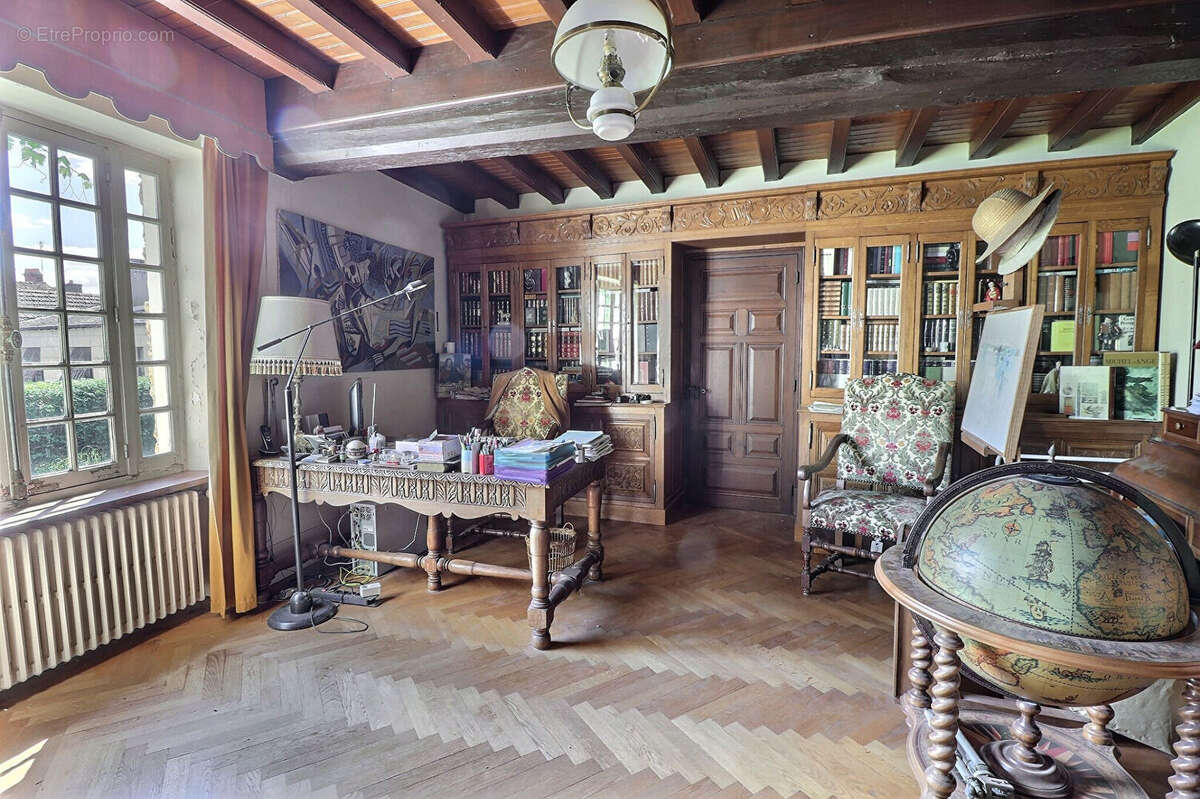 Maison à EPERNON