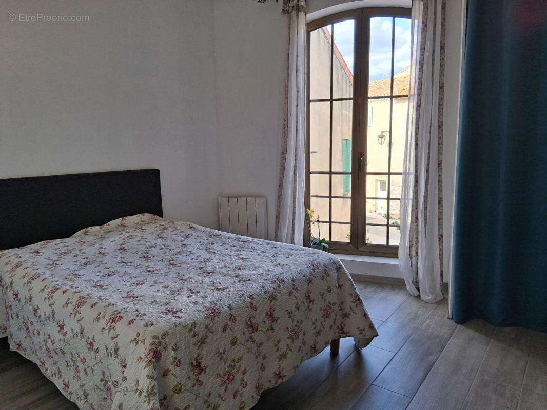 Maison à DOMAZAN
