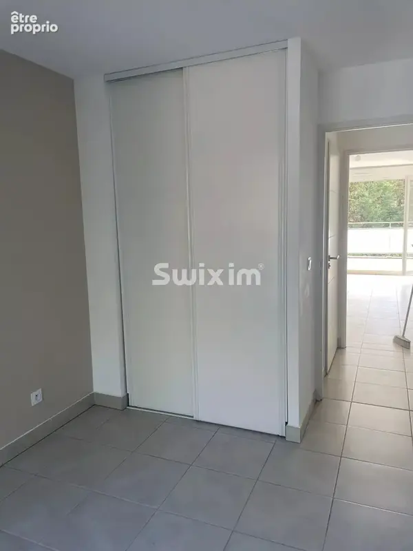 Appartement t3 avec terrasse & double garage - photo 9