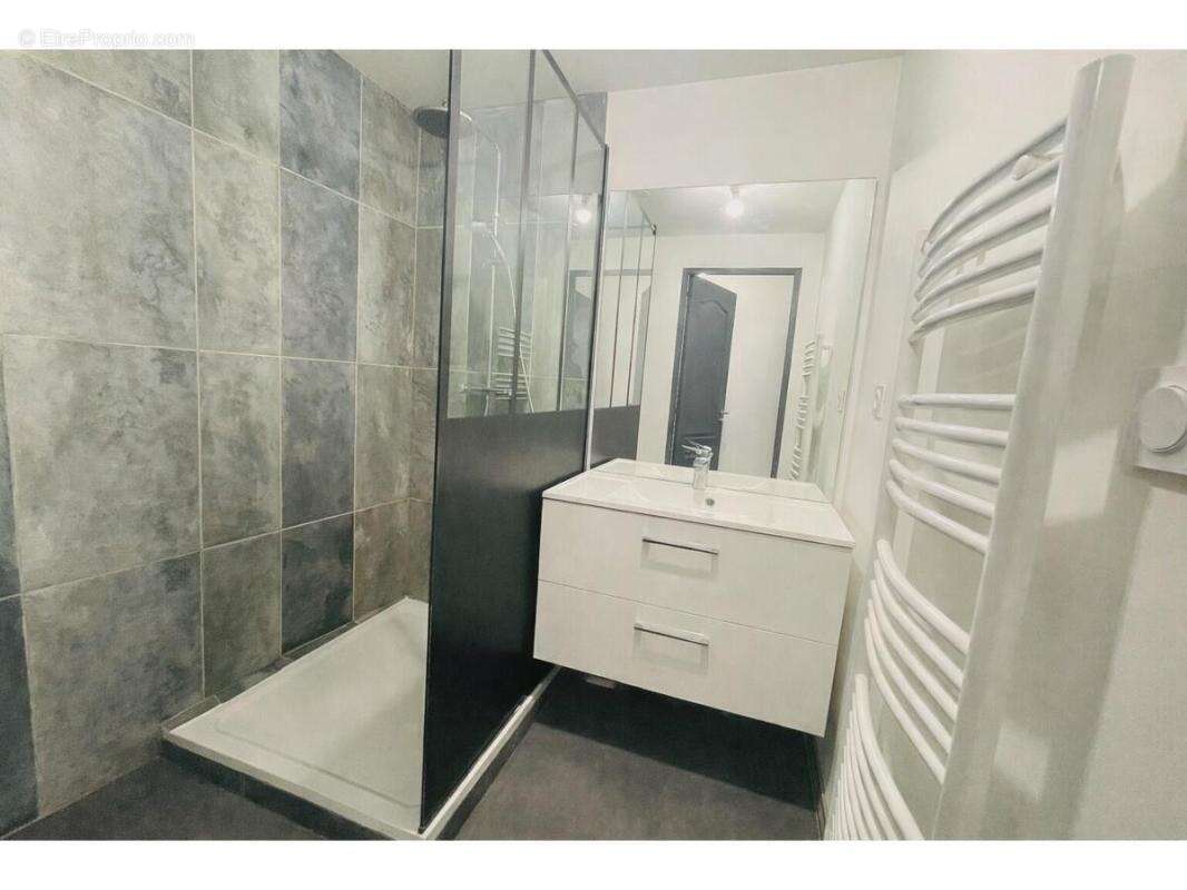 Appartement à OPTEVOZ