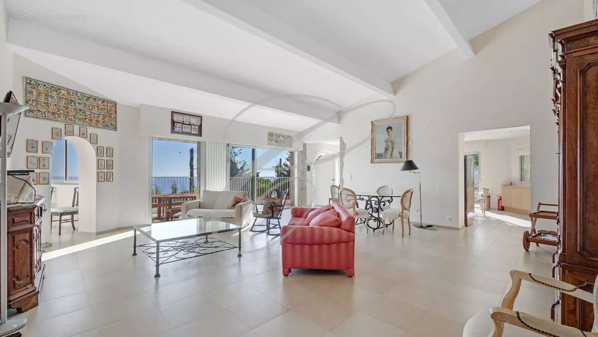 Maison à ROQUEBRUNE-CAP-MARTIN