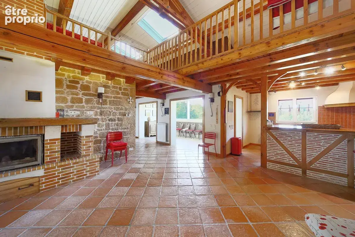 Maison/Villa T9 de 200 m² à Le Rialet 81240 - photo 2