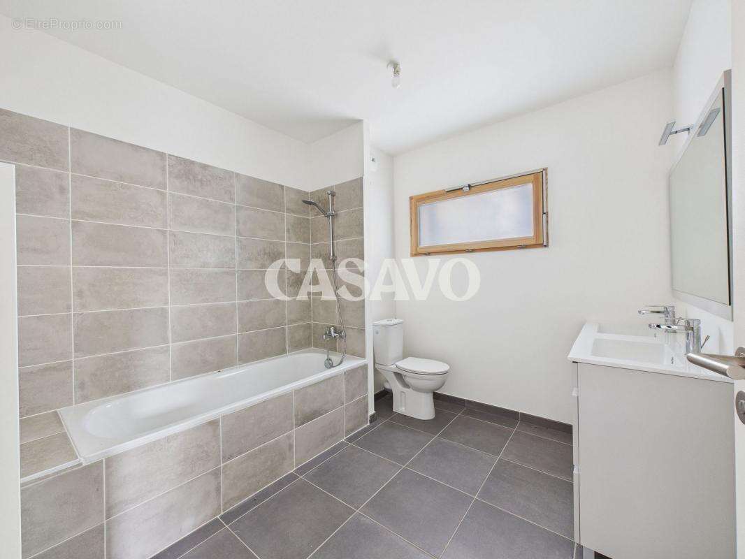 Appartement à AMBARES-ET-LAGRAVE