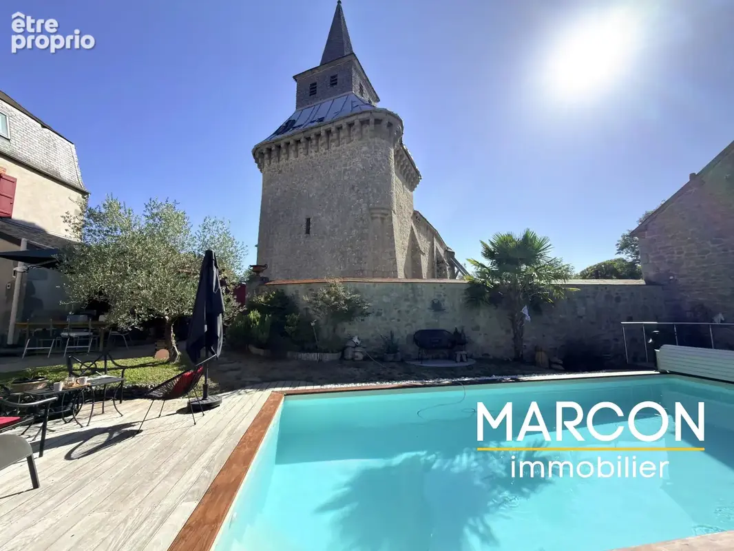 EXCLUSIVITE - Propriété de caractère de 320 m² avec piscine chauffée, spa et dépendances - photo 29
