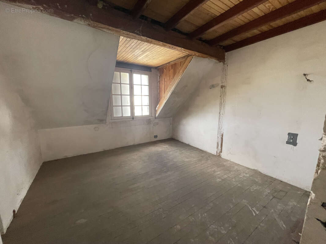 Maison à CHAMPAGNEY