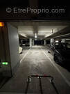 Parking à PARIS-10E