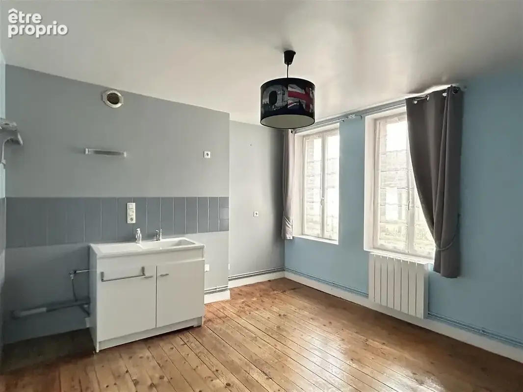 Un Ensemble immobilier comprenant : - Au rez-de-chaussée : un local commercial, réserve, chambre froide, réser - photo 6