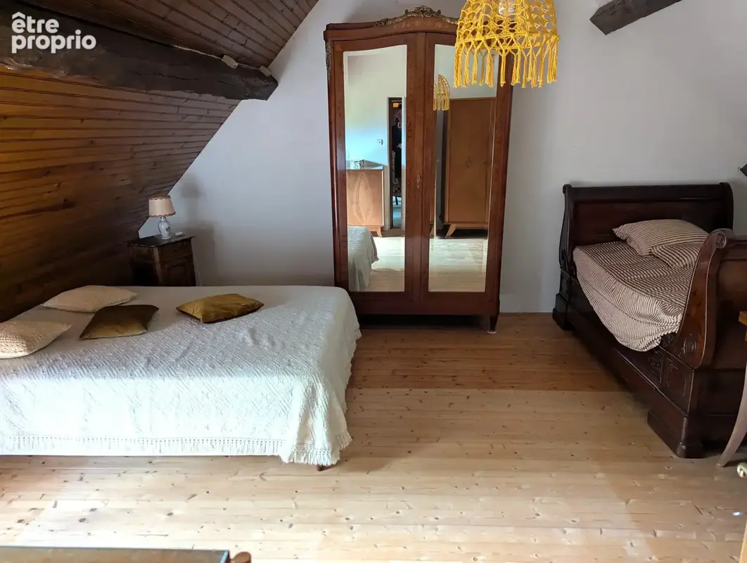 Propriété de caractère au cœur du Berry ! - photo 11
