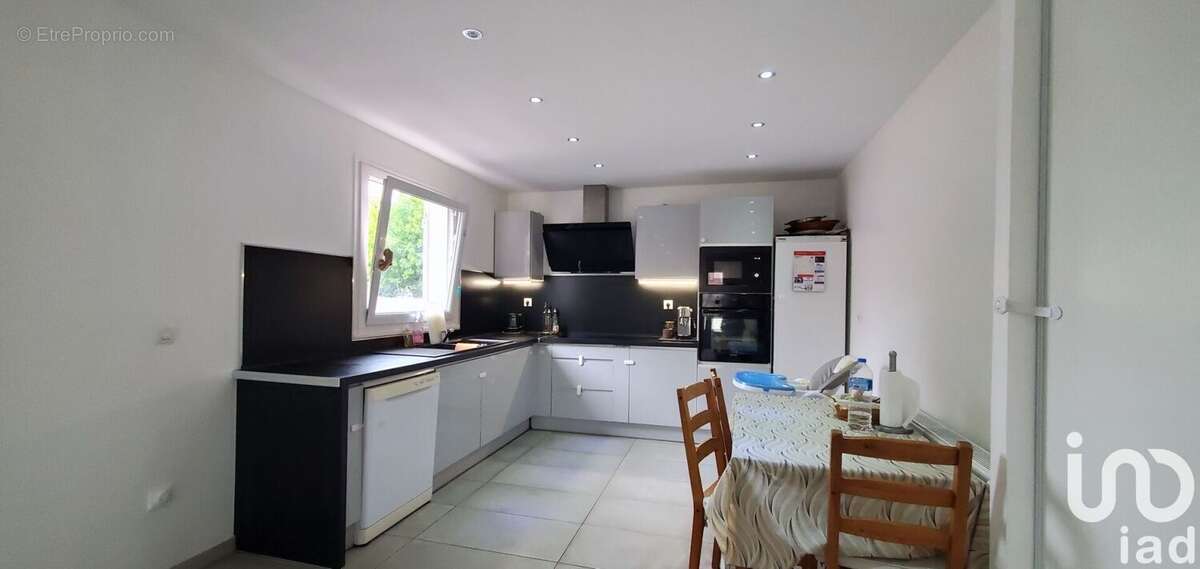 Photo 8 - Maison à MEYZIEU