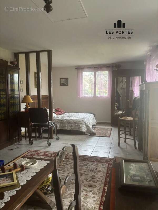 Maison à BUNO-BONNEVAUX